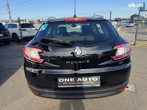 Renault Megane 2015 - фото 9