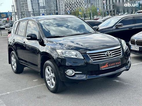 Toyota RAV4 2011 - фото 13