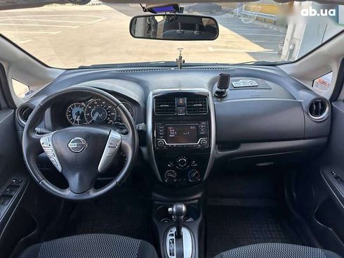 Nissan Versa 2015 - фото 13