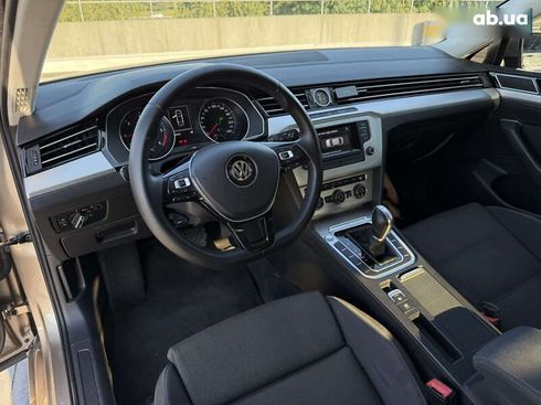 Volkswagen Passat 2016 - фото 30