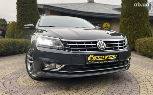 Volkswagen Passat 2017 - фото 11