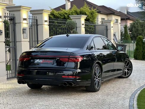 Audi A8 2020 - фото 19