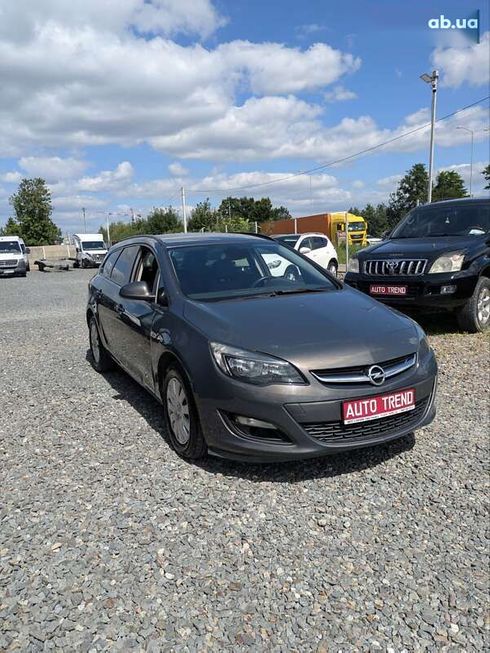 Opel Astra 2014 - фото 3