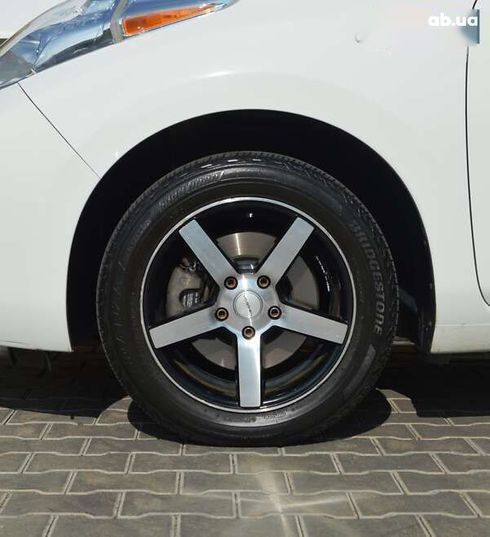 Nissan Leaf 2015 - фото 8