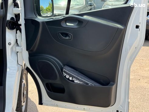 Renault Trafic 2020 белый - фото 23