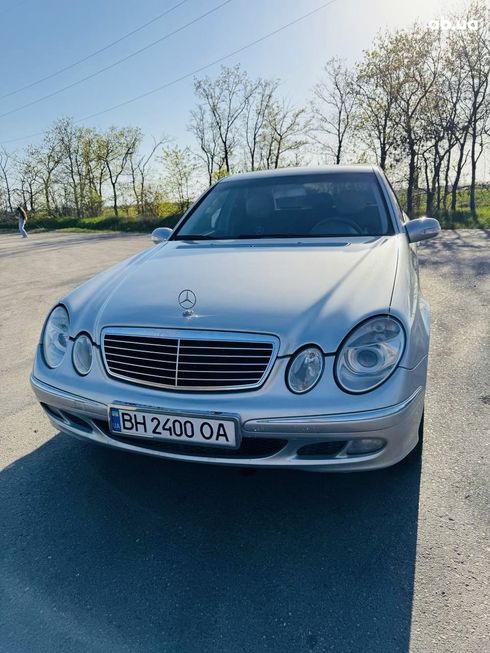 Mercedes-Benz E-Класс 2003 серый - фото 9