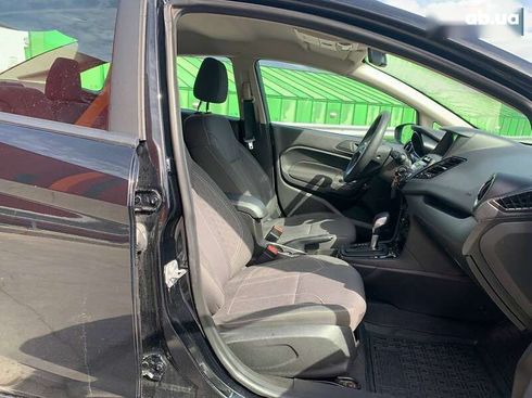 Ford Fiesta 2019 - фото 12