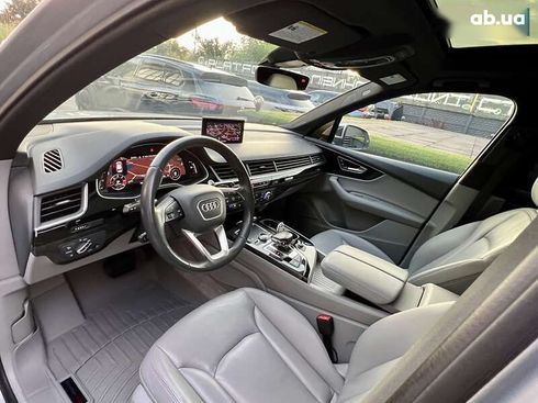 Audi Q7 2017 - фото 25