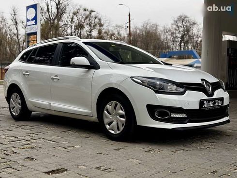 Renault Megane 2016 - фото 9