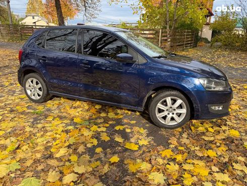 Volkswagen Polo 2013 синий - фото 4