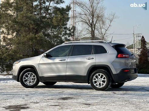 Jeep Cherokee 2017 - фото 16