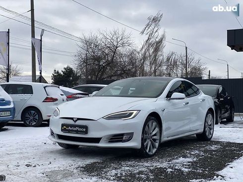 Tesla Model S 2018 - фото 10