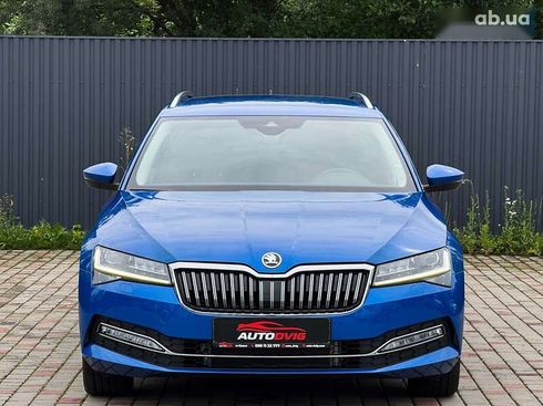 Skoda Superb 2022 - фото 9