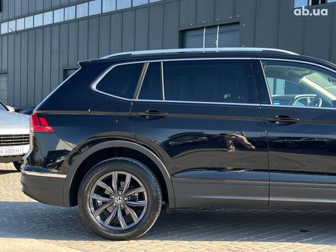 Volkswagen Tiguan 2021 черный - фото 6
