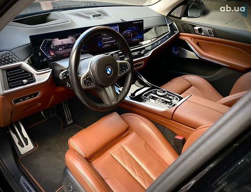 BMW X7 2023 - фото 20