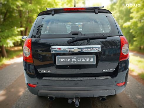 Chevrolet Captiva 2012 черный - фото 7