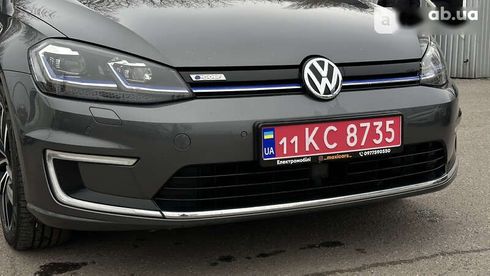 Volkswagen e-Golf 2017 - фото 20