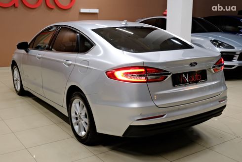 Ford Fusion 2020 серебристый - фото 3