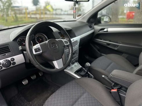 Opel Astra 2004 - фото 24