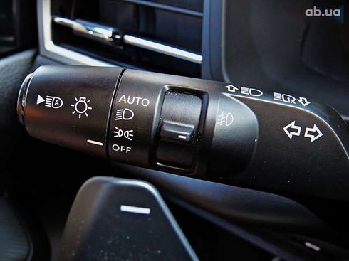 Mitsubishi Outlander 2022 - фото 12