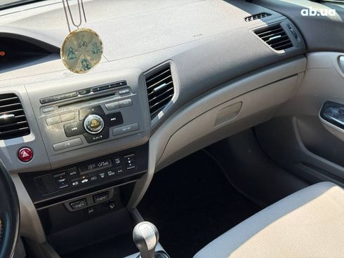 Honda Civic 2012 черный - фото 18
