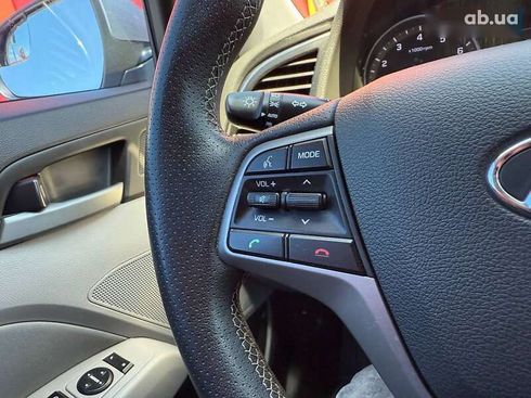 Hyundai Elantra 2016 - фото 19