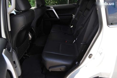 Toyota Land Cruiser Prado 2019 - фото 27