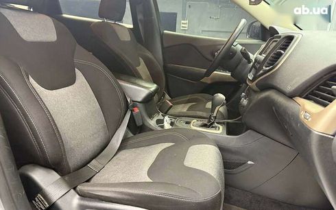 Jeep Cherokee 2017 - фото 30