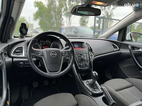 Opel Astra 2014 - фото 9