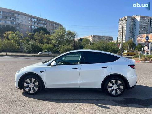 Tesla Model Y 2022 - фото 10