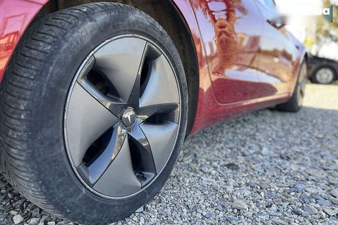 Tesla Model 3 2019 - фото 8