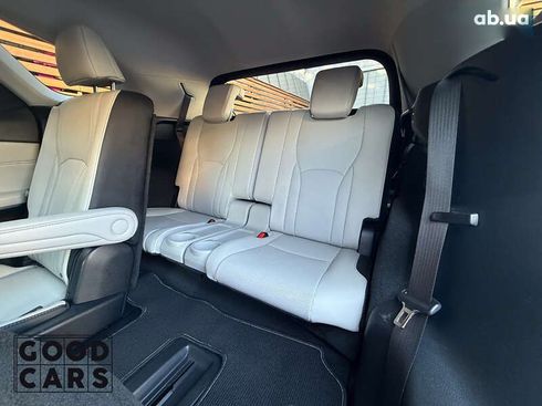 Lexus RX 2018 - фото 30