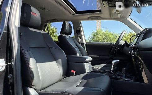 Toyota 4Runner 2020 - фото 11