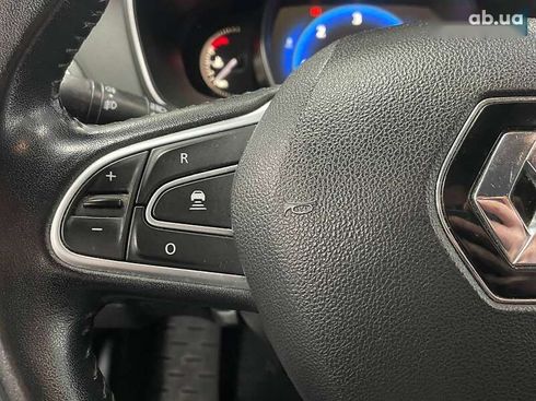 Renault Megane 2016 - фото 21