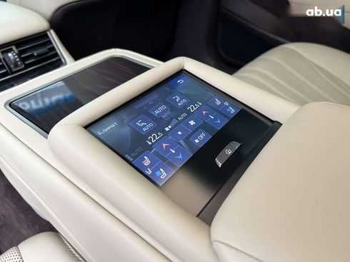 Lexus LS 2018 - фото 27