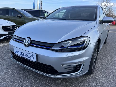 Volkswagen e-Golf 2020 - фото 14