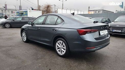 Skoda Octavia 2021 - фото 23