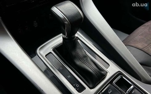 Mitsubishi Pajero Sport 2017 - фото 15