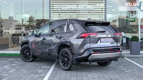 Toyota RAV4 2023 - фото 2