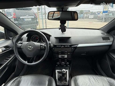 Opel Astra 2008 - фото 16