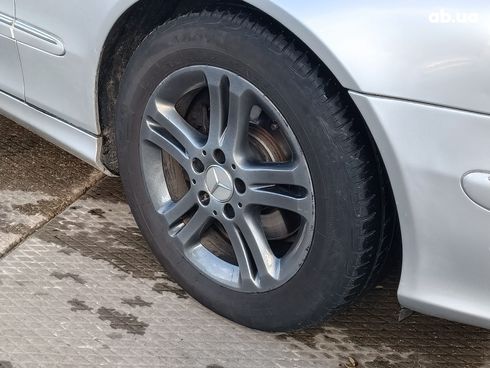 Mercedes-Benz CLK-Класс 2002 серый - фото 8