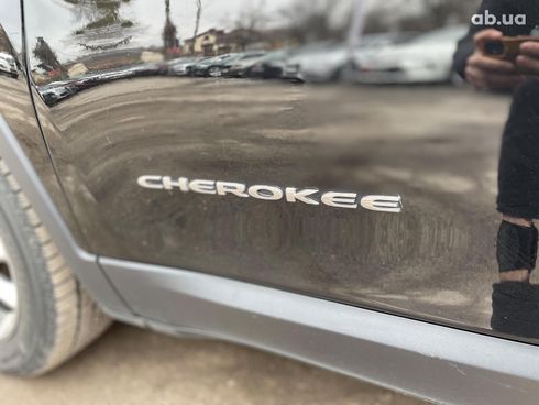 Jeep Cherokee 2017 черный - фото 9