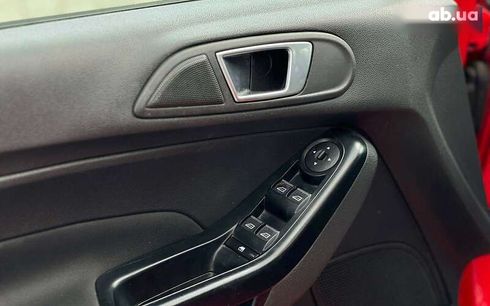 Ford Fiesta 2016 - фото 8