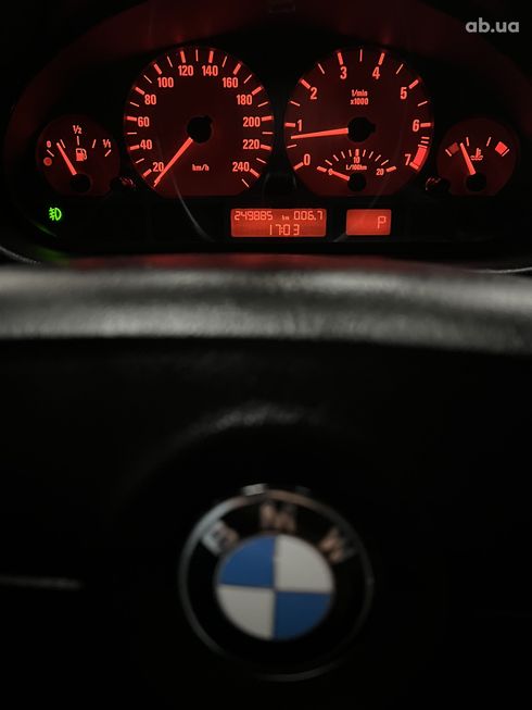 BMW 3 серия 2005 белый - фото 2