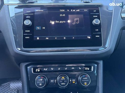 Volkswagen Tiguan 2020 - фото 13