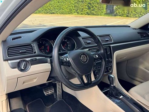Volkswagen Passat 2017 - фото 23