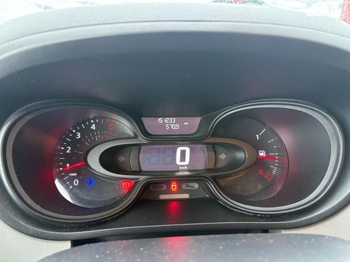 Renault Trafic 2019 белый - фото 17