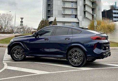 BMW X6 M 2022 - фото 10