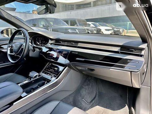 Audi A8 2020 - фото 17