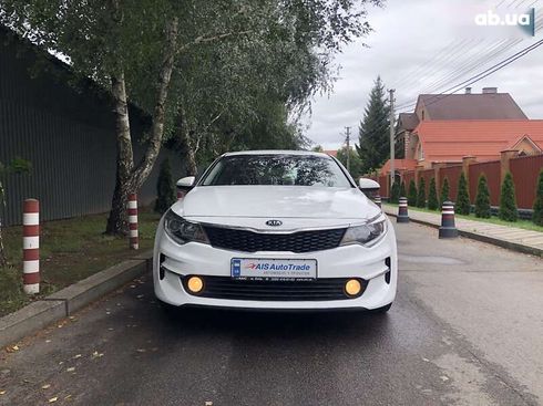 Kia K5 2017 - фото 2